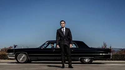 The Man Standing Next izle